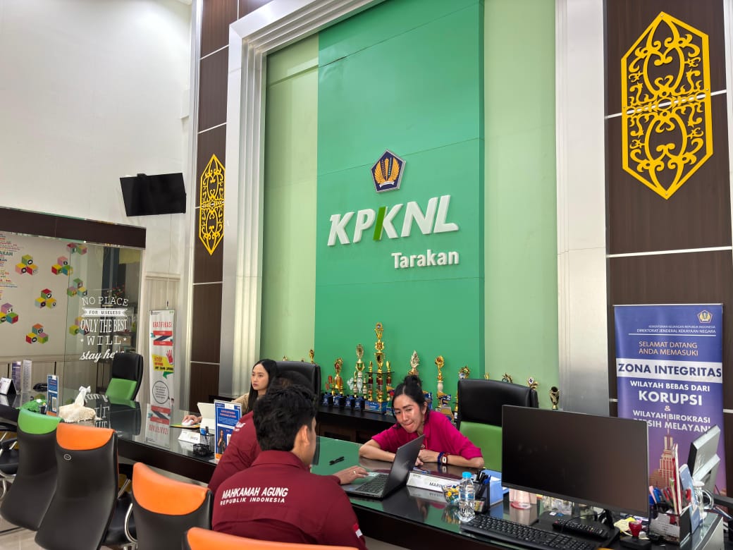 lelang1