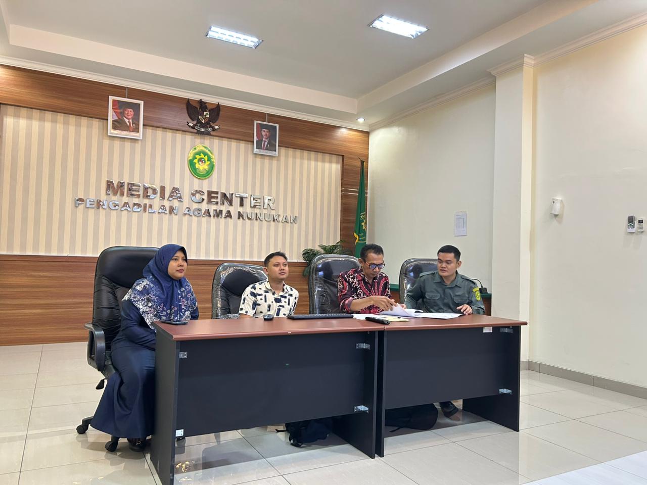 lelang1